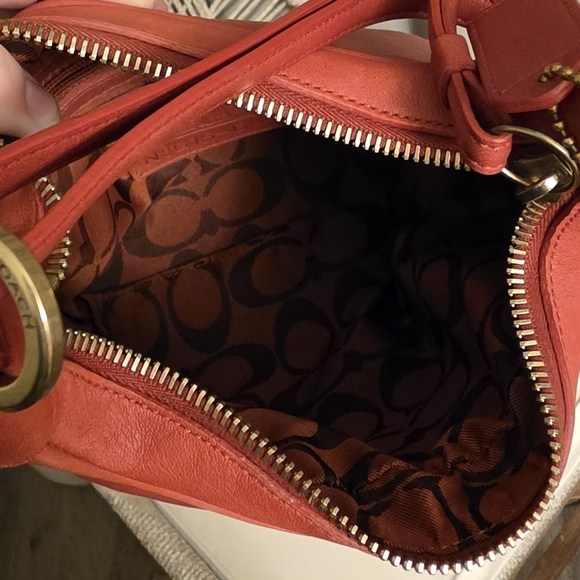 Coach Amanda Red Hobo - Picture 6 of 9